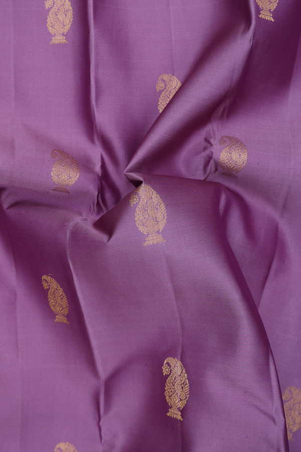 Kanchipuram Silk Saree In Dusty Purple With Paisley Buttas