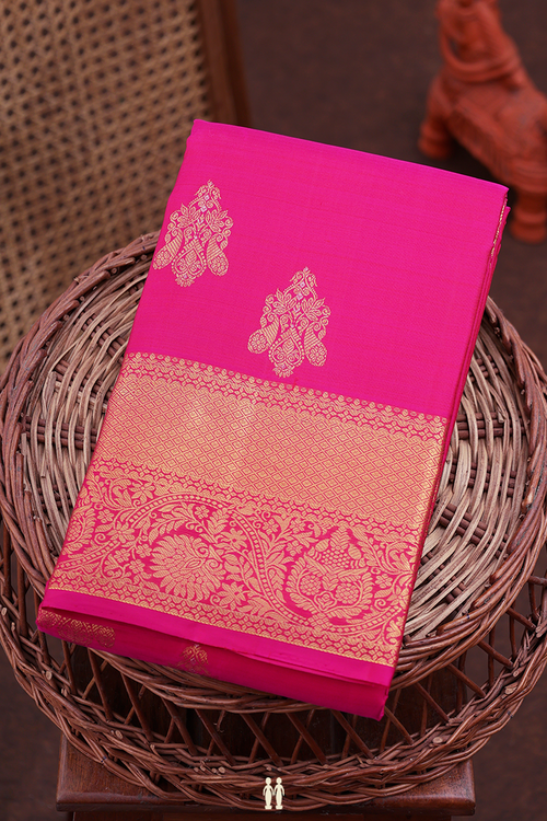 Kanchipuram Silk Saree In Rani Pink With Zari Motifs