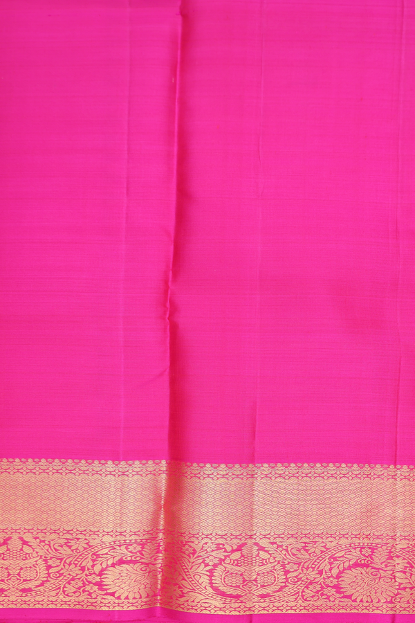 Kanchipuram Silk Saree In Rani Pink With Zari Motifs