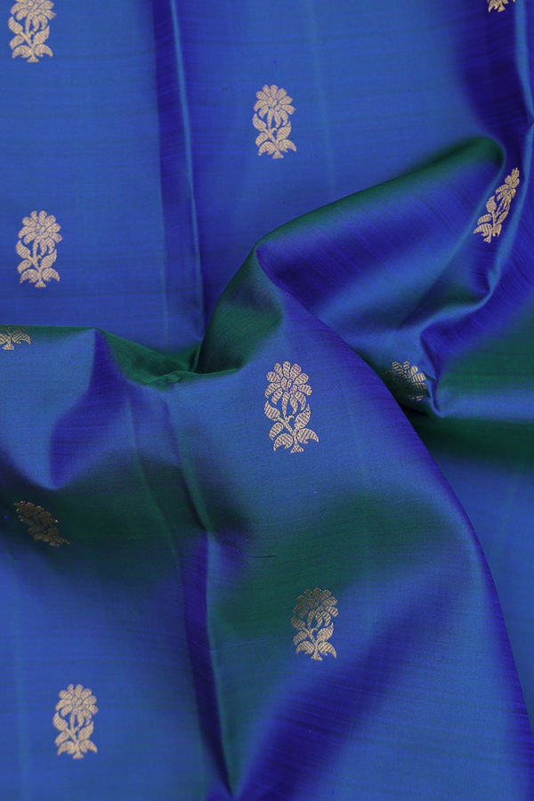 Kanchipuram Silk Saree In Dual Tone With Floral Buttas