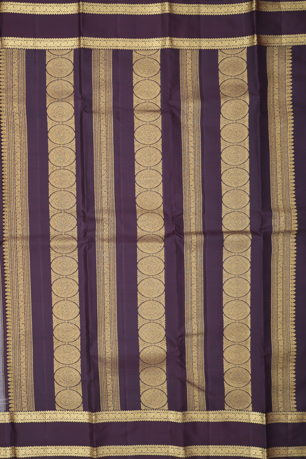 Kanchipuram Silk Saree In Grey With Floral Buttis