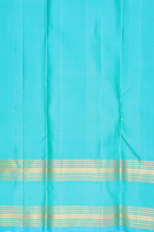 Kanchipuram Silk Saree In Dual Tone With Chakram Buttas