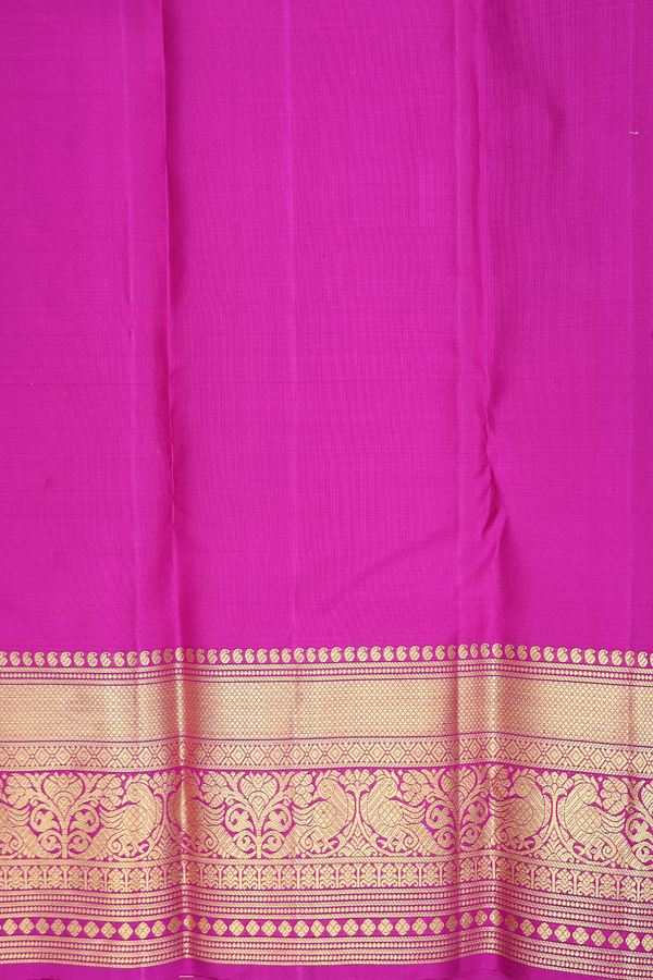 Kanchipuram Silk Saree In Sunflower Yellow With Floral Buttas