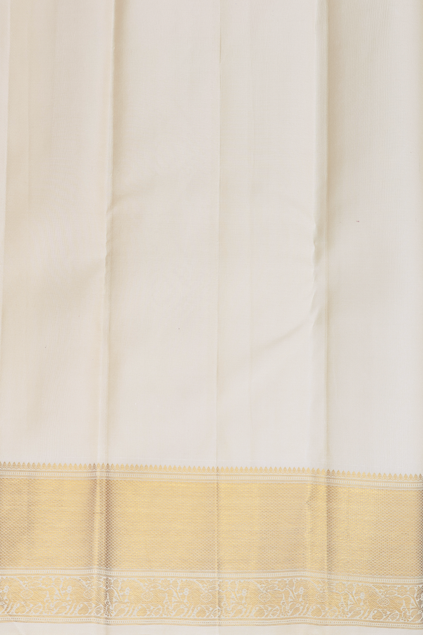 Kanchipuram Silk Saree In Off White With Checks Design