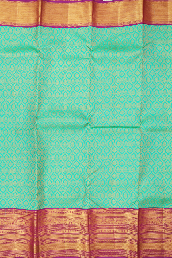Kanchipuram Silk Saree In Green With Brocade Design