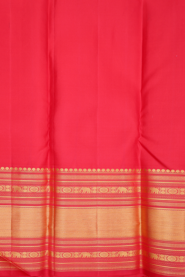 Kanchipuram Silk Saree In Red With Brocade Design