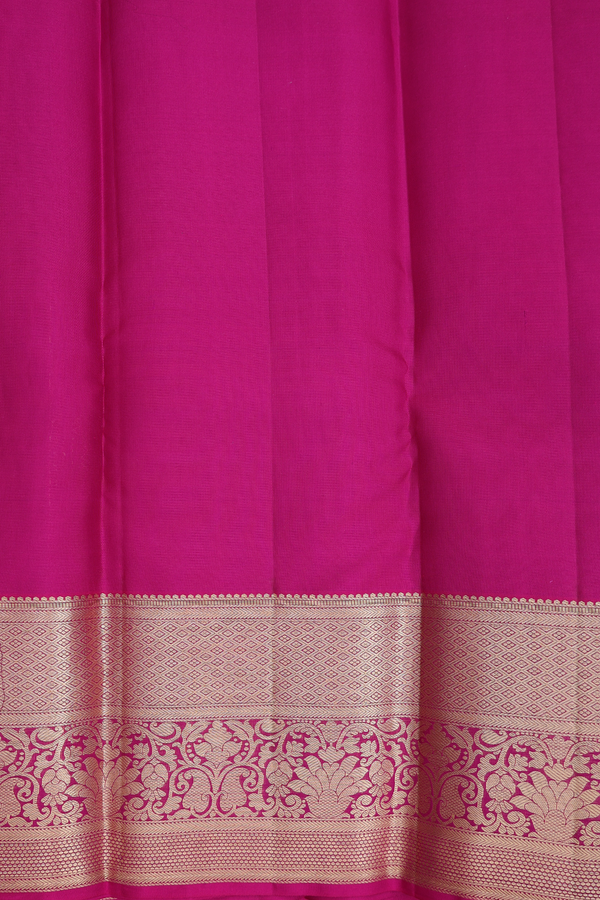 Kanchipuram Silk Saree In Green With Brocade Design