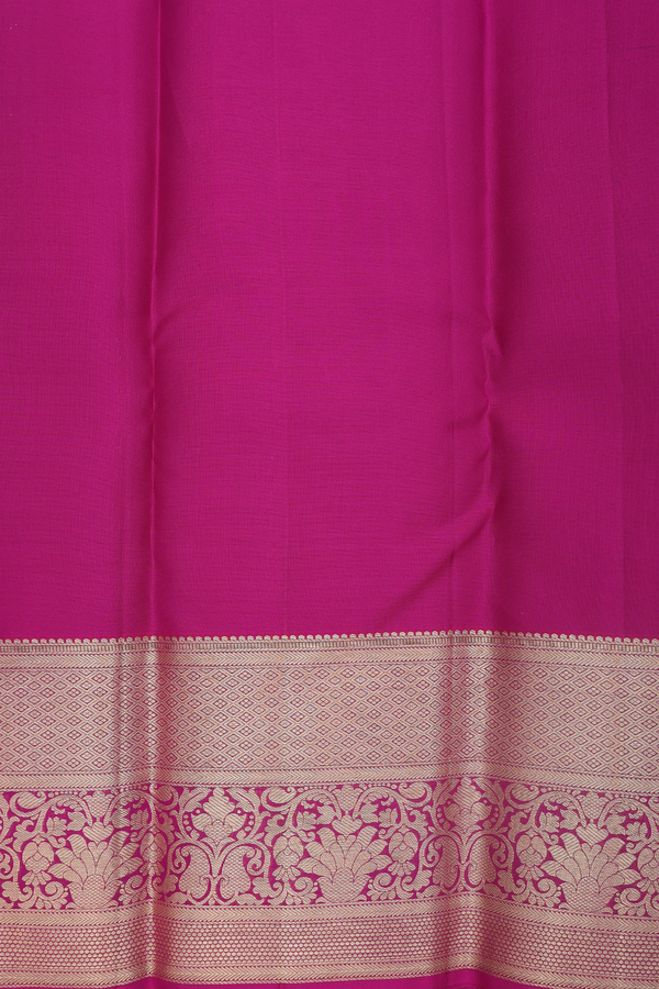 Kanchipuram Silk Saree In Green With Peacock Design