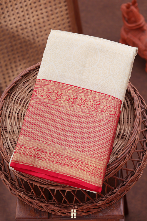 Kanchipuram Silk Saree In White With Brocade Design