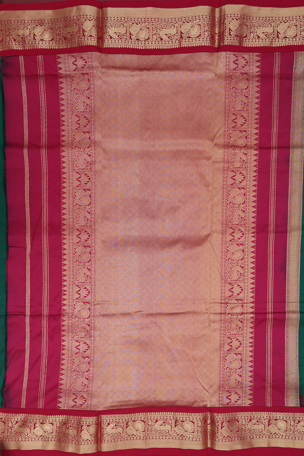 Kanchipuram Nine Yards Silk Saree In Green With Peacock Buttas