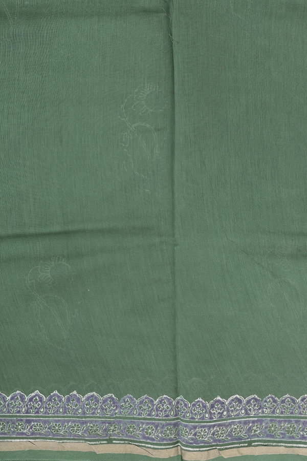 Chanderi Silk Cotton Saree In Green With Floral Motifs