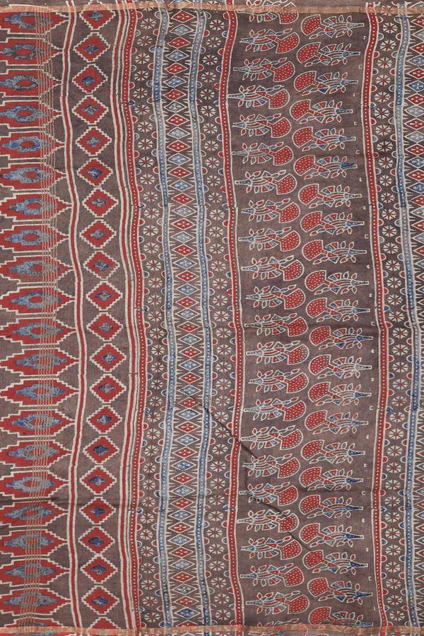 Chanderi Silk Cotton Saree In Brown With Diamond Design