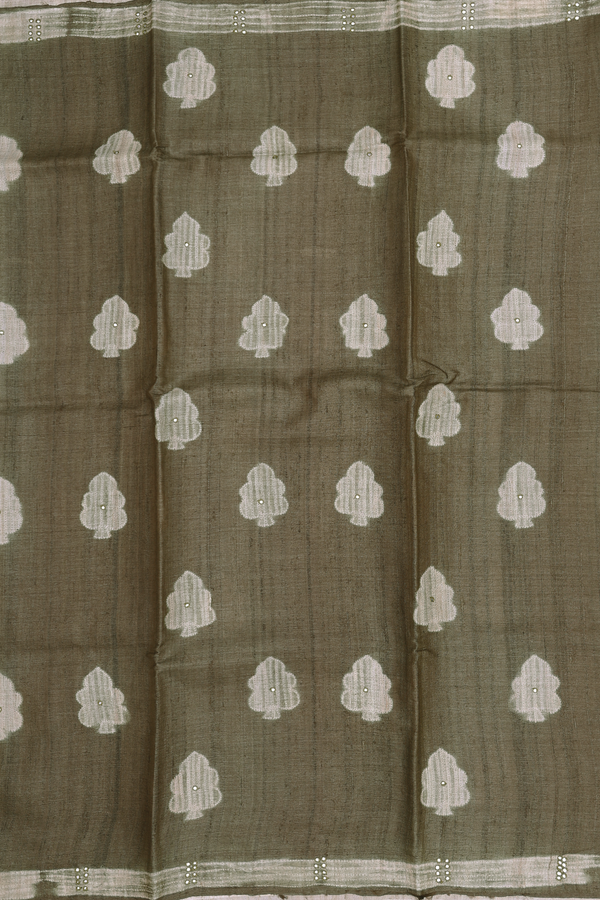 Tussar Silk Saree In Mehendi Green With Shibori Design