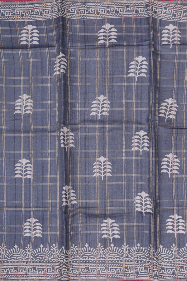 Tussar Silk Saree In Grey Along Checks With Motifs