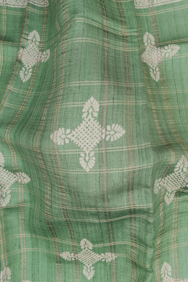 Tussar Silk Saree In Green Along Checks With Motifs