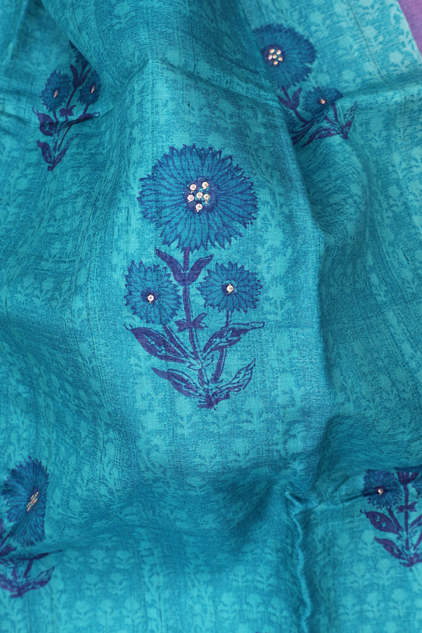 Tussar Silk Saree In Cerulean Blue With Floral Motifs