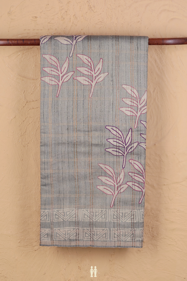 Tussar Silk Saree In Grey With Leaf Design