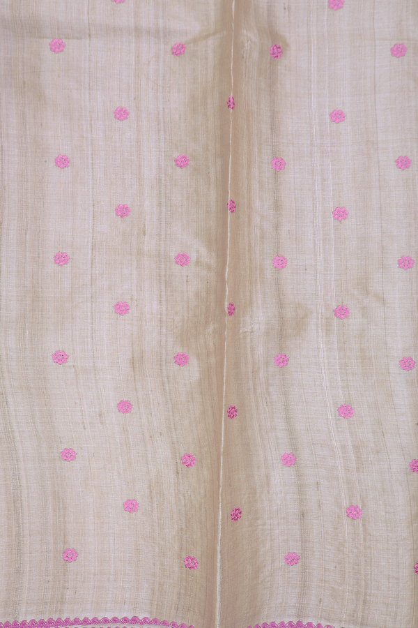 Tussar Silk Saree In Cream Color With Floral Buttas