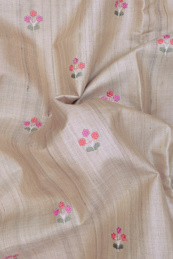 Tussar Silk Saree In Cream Color With Floral Buttas