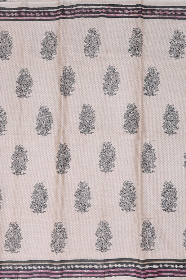 Tussar Silk Saree In Beige With Printed Design
