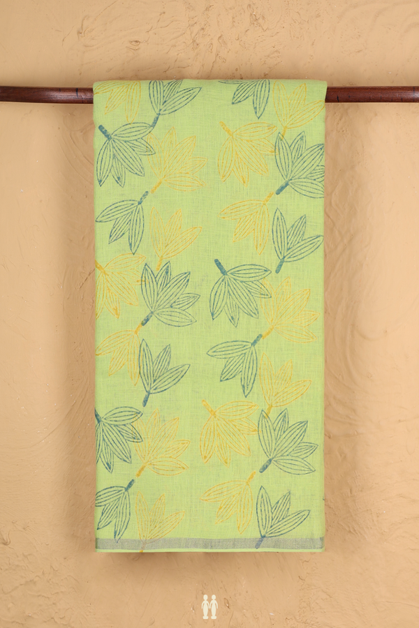Linen Saree In Green With Leaf Design