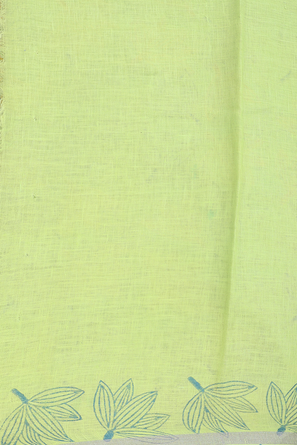 Linen Saree In Green With Leaf Design