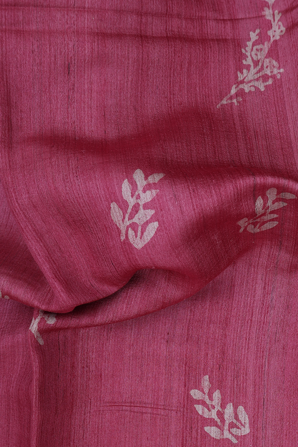 Tussar Silk Saree In Mulberry With Leaf Buttas