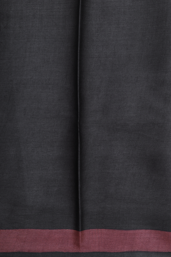 Tussar Silk Saree In Cream And Grey With Printed Design