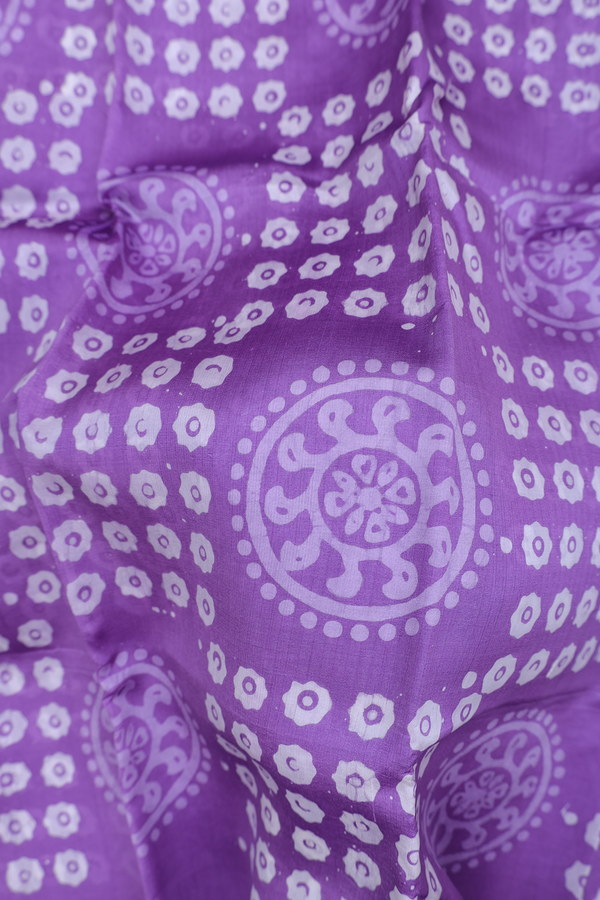 Printed Silk Saree In Purple With Allover Design