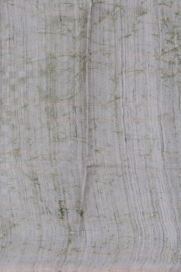 Tussar Silk Saree In Grey Along Checks With Motifs