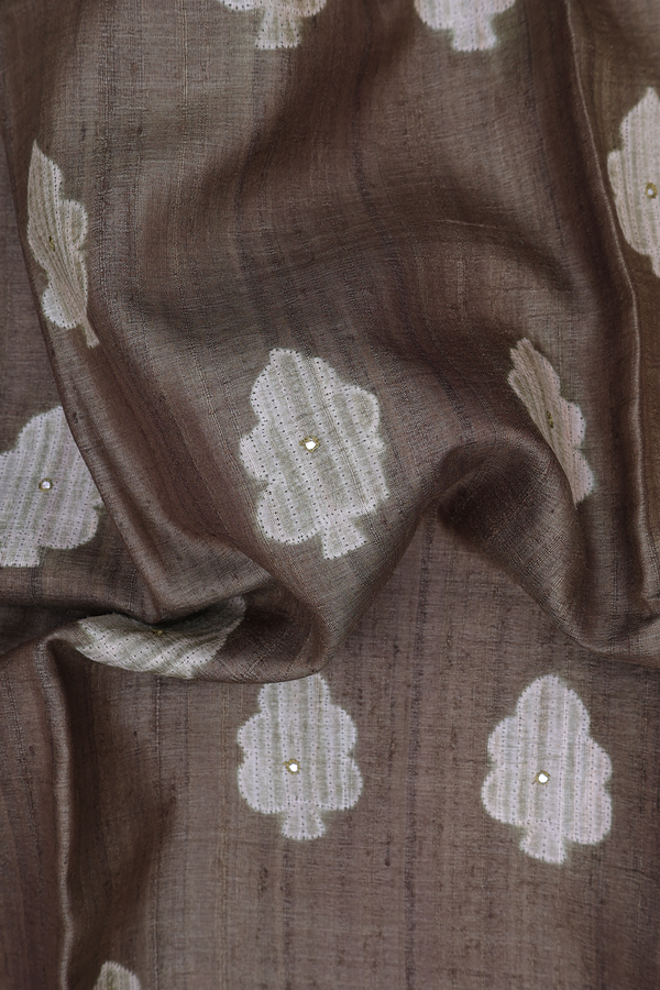 Tussar Silk Saree In Mehendi Green With Shibori Design