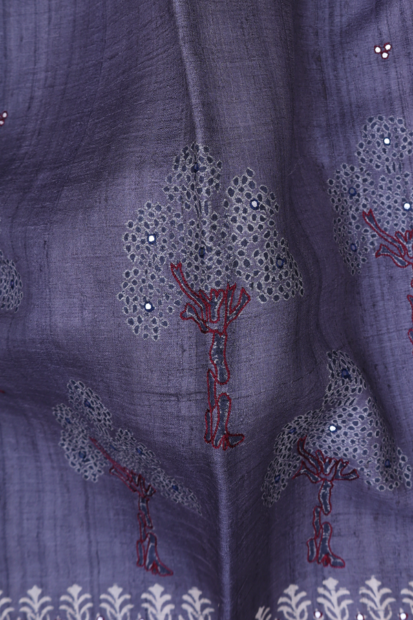 Tussar Silk Saree In Grey With Tree Motifs