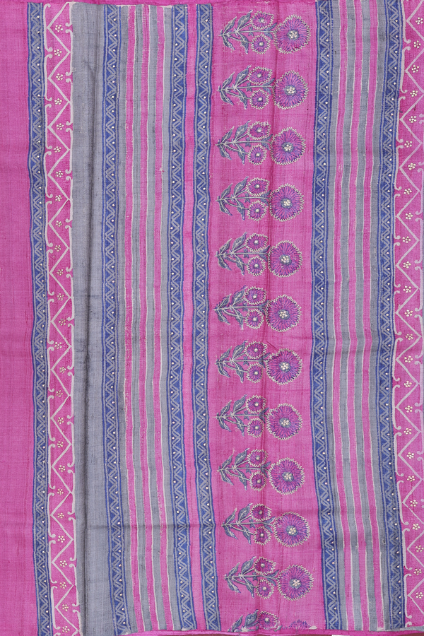 Tussar Silk Saree In Dark Pink With Floral Motifs