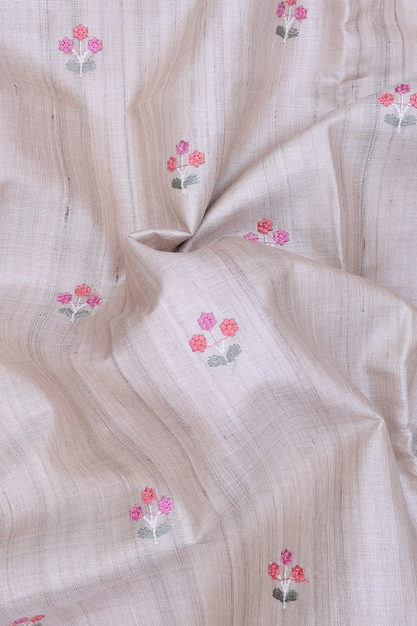 Tussar Silk Saree In Cream Color With Floral Buttas