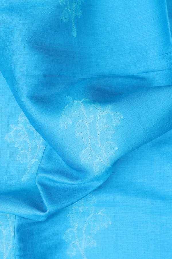 Tussar Silk Saree In Cerulean Blue With Shibori Design