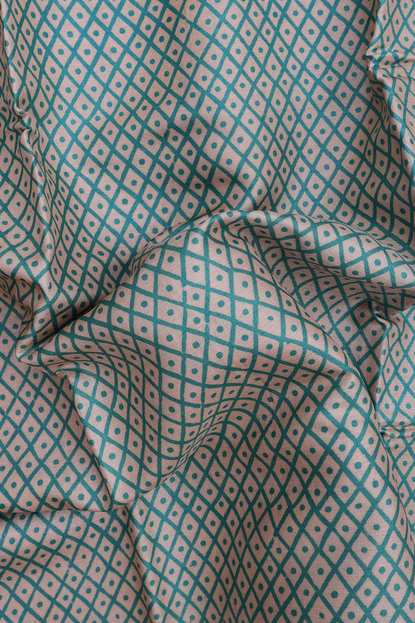 Tussar Silk Saree In Cream Color With Printed Design