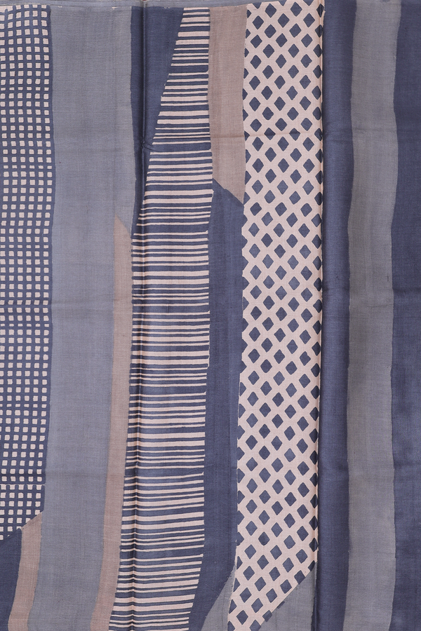 Tussar Silk Saree In Light Brown With Chevron Design