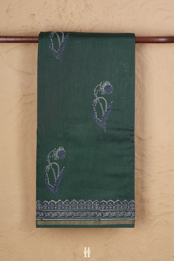 Chanderi Silk Cotton Saree In Green With Floral Motifs