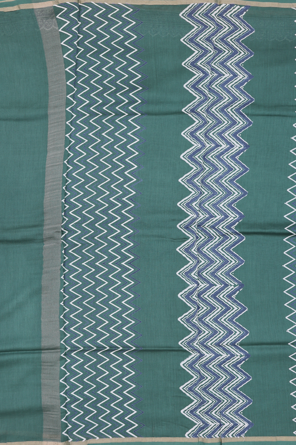Chanderi Silk Cotton Saree In Green With Floral Motifs