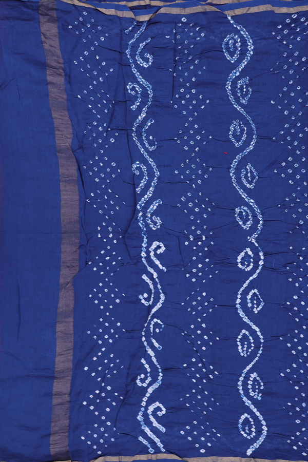 Bandhani Silk Saree In Scarlet Red With Tie And Dye Design