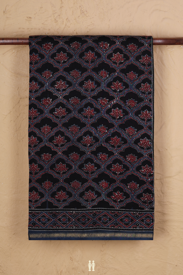 Chanderi Silk Cotton Saree In Black With Ogee Design
