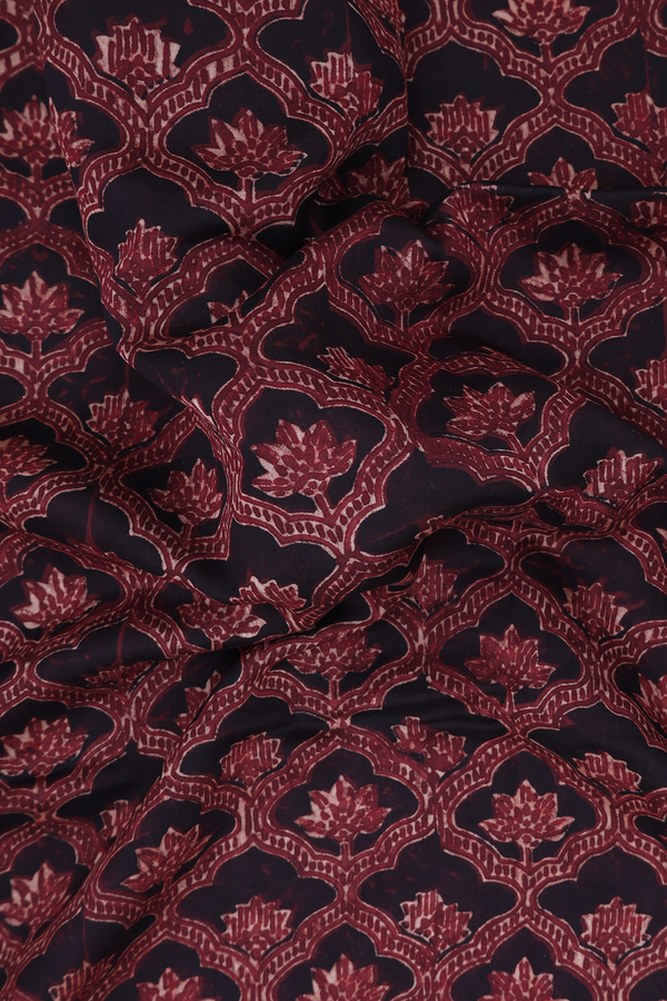 Chanderi Silk Cotton Saree In Black With Ogee Design