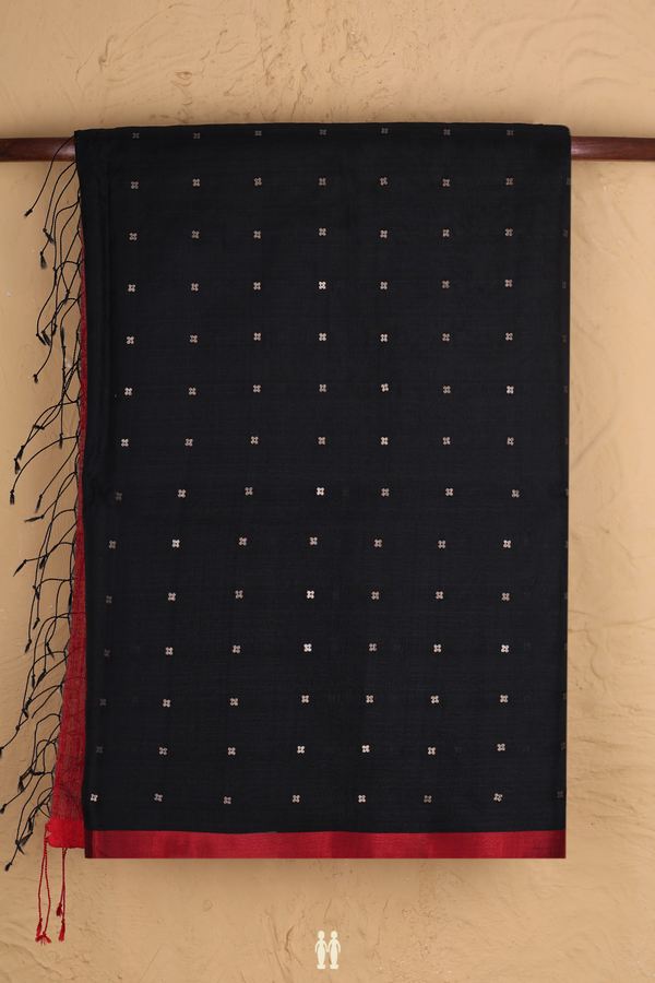 Bailu Silk Saree In Black With Chamki Work