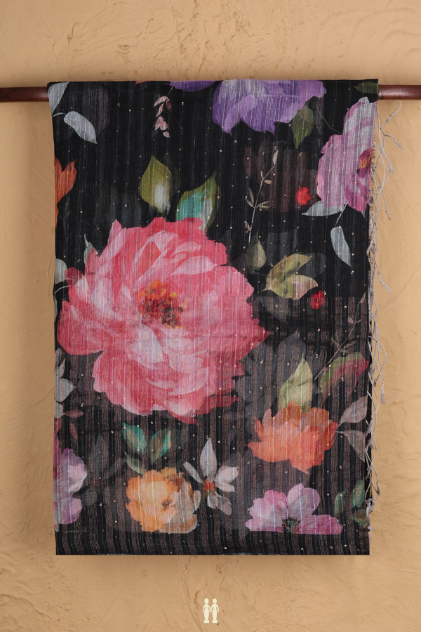 Bailu Silk Saree In Black With Floral Design