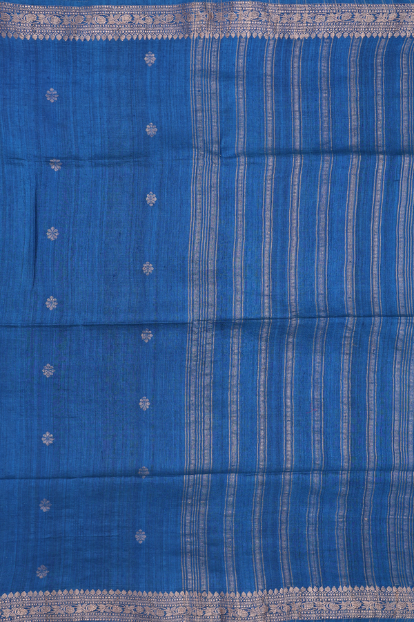 Bailu Silk Saree In Blue With Floral Buttas