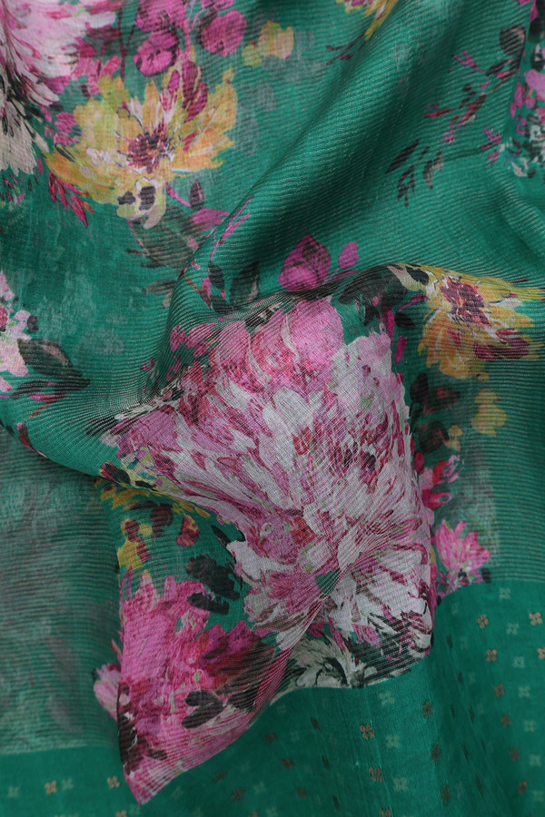 Bailu Silk Saree In Emerald Green With Floral Design