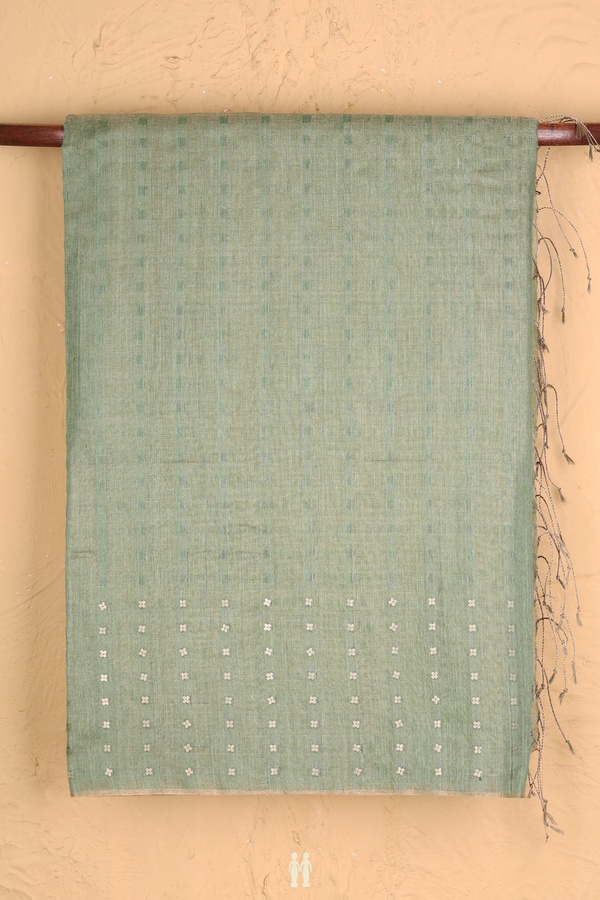 Bailu Silk Saree In Green With Chamki Border
