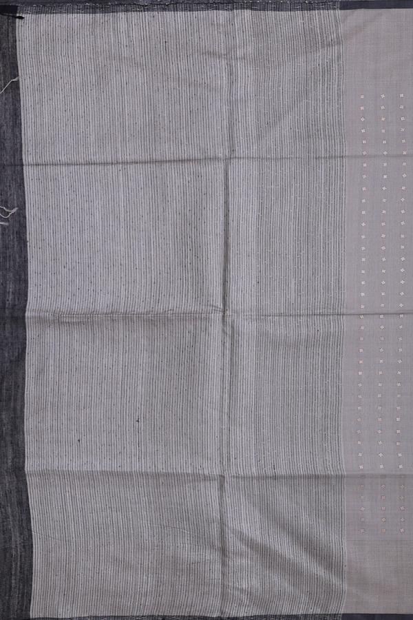 Bailu Silk Saree In Grey With Chamki Work