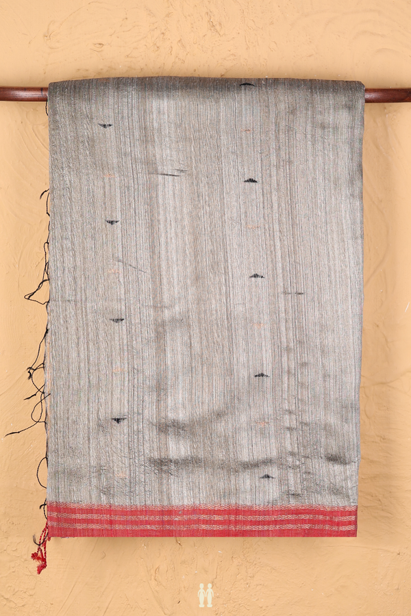 Bailu Silk Saree In Grey With Threadwork Buttas
