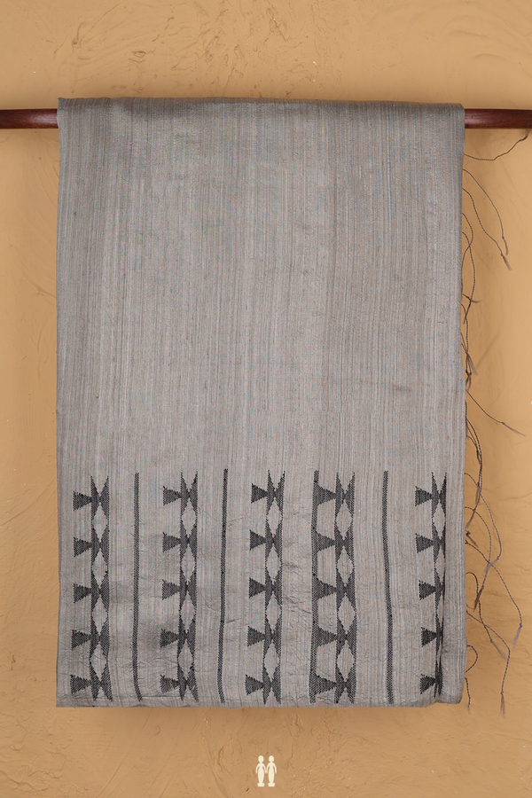 Bailu Silk Saree In Plain Grey With Threadwork Border